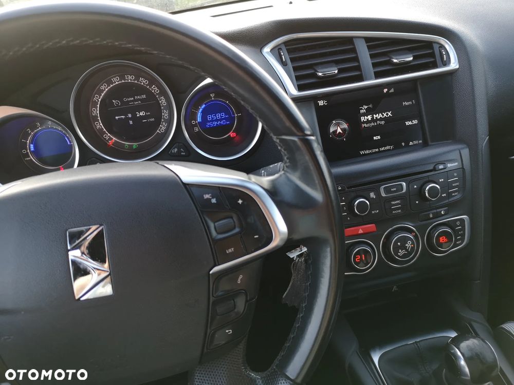 Citroën DS4 1.6 VTi SoChic - 11