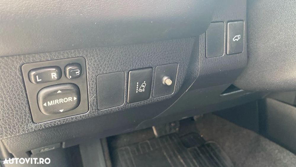 Toyota RAV4 2.5 VVT-i 4x4 Luxury - 14