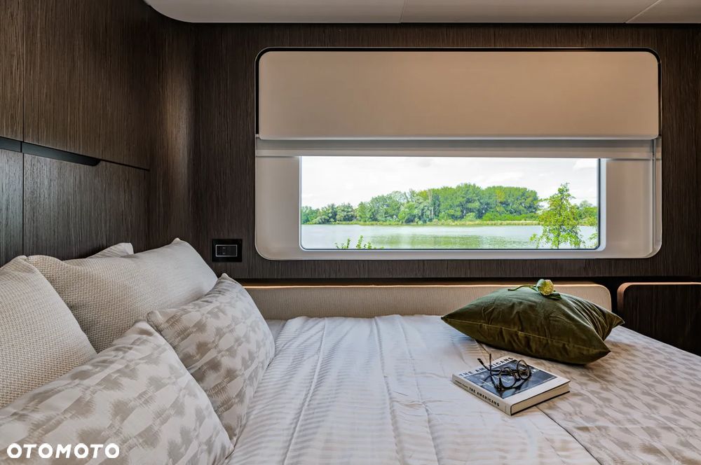 Dembell Land Yacht Prime - 36