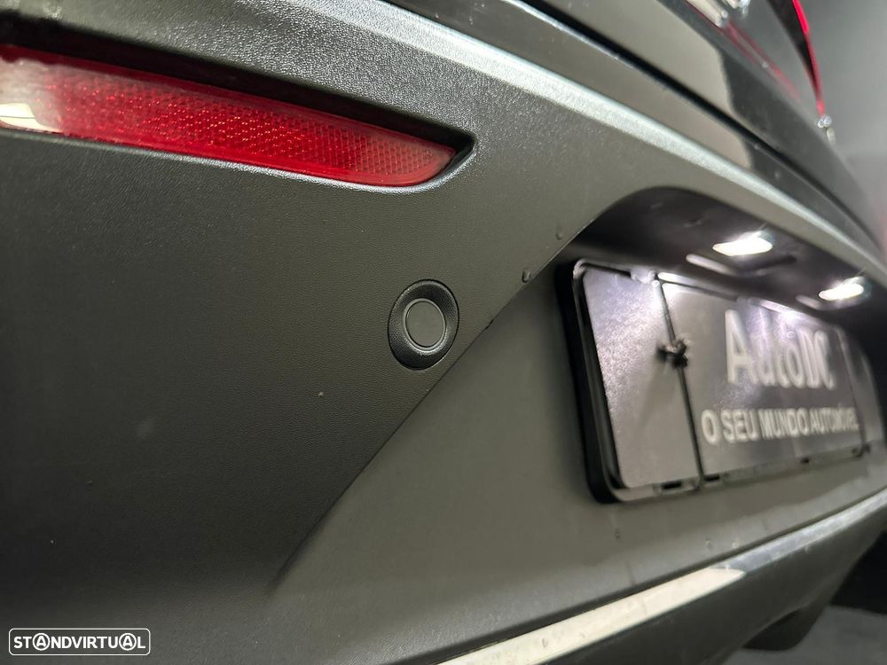 Mercedes-Benz EQC 400 4Matic AMG Line - 10