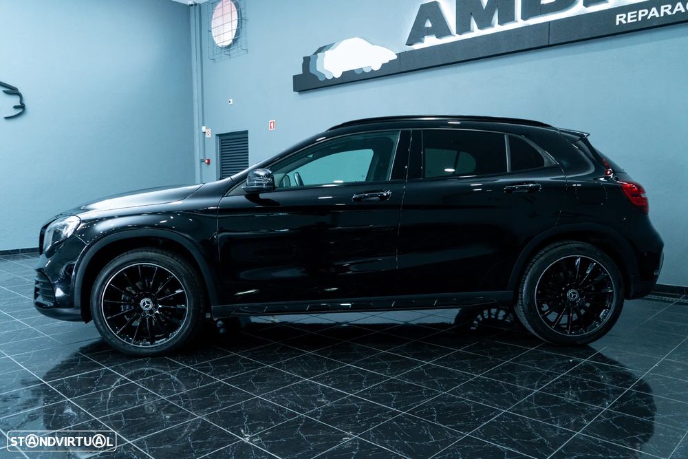 Mercedes-Benz GLA 180 7G-DCT AMG Line - 2