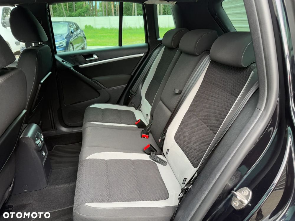 Volkswagen Tiguan - 17