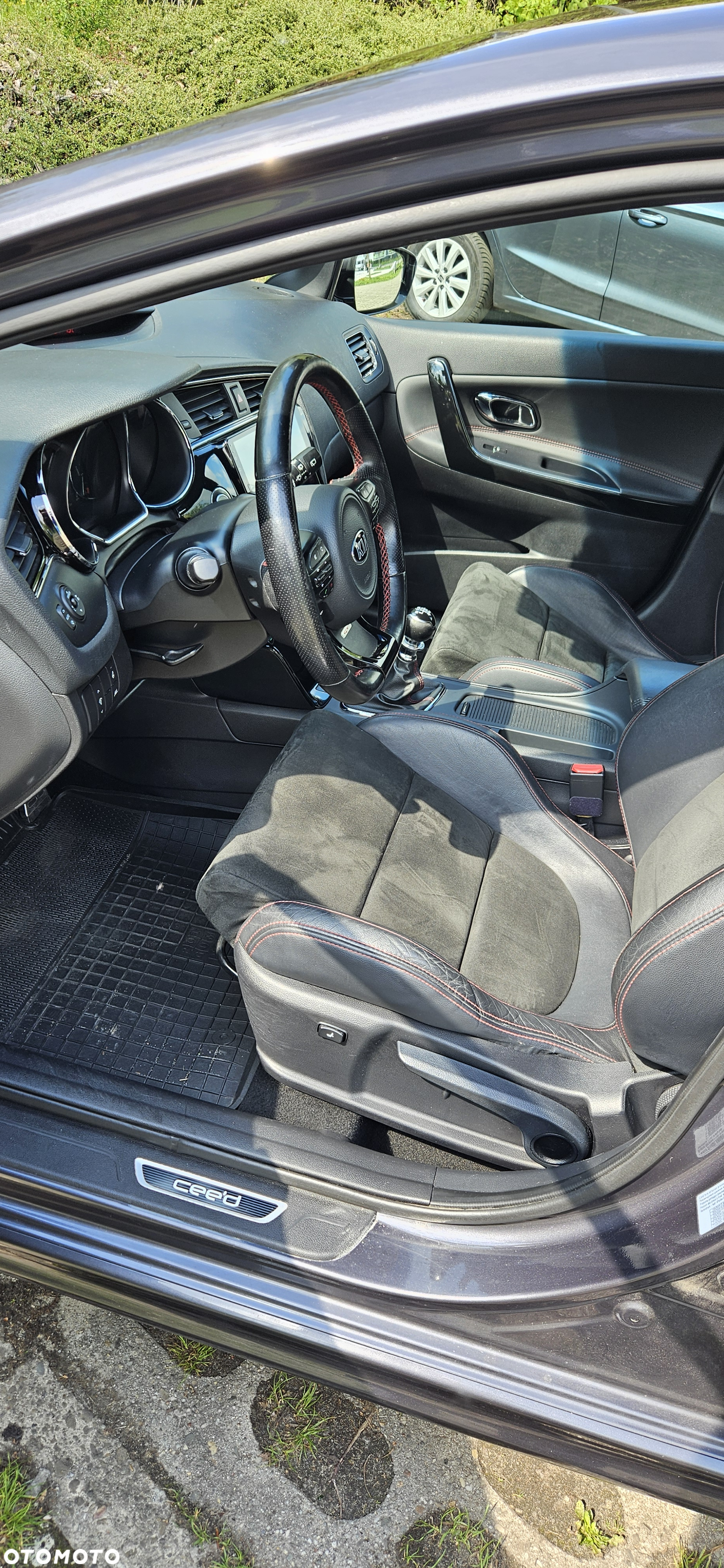 Kia Ceed Cee'd 1.6 T-GDI GT - 13