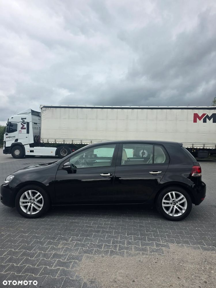 Volkswagen Golf 1.6 TDI Highline DSG - 7