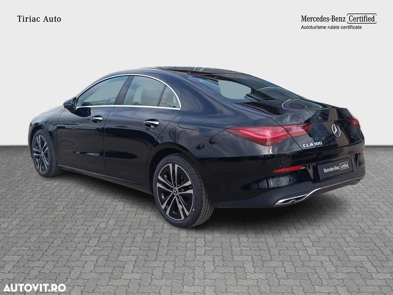 Mercedes-Benz CLA 180 7G-DCT - 3