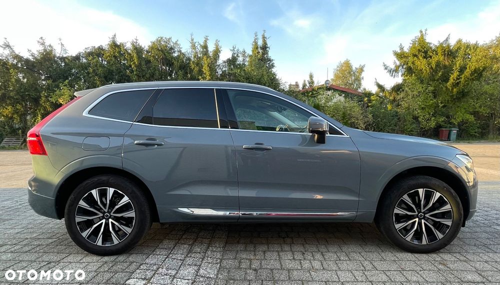 Volvo XC 60 B4 B Plus Bright - 3