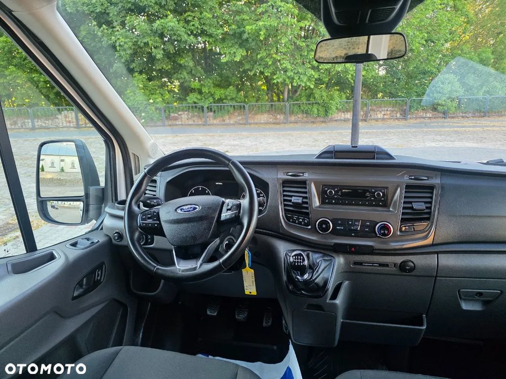 Ford Transit - 25
