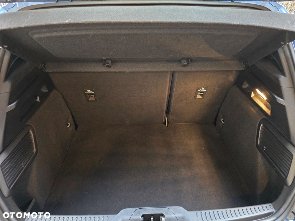 Ford Focus 1.0 EcoBoost ST-Line - 24