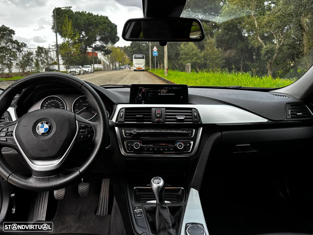 BMW 320 d Luxury Line - 13