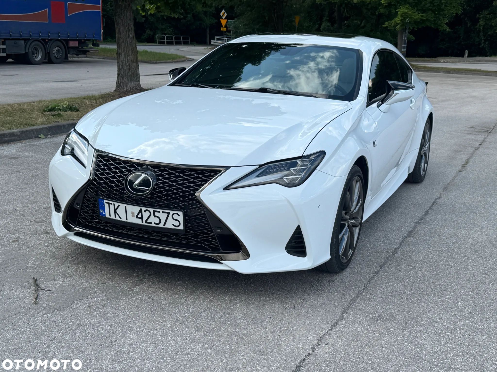 Lexus RC F Ultimate Edition - 1