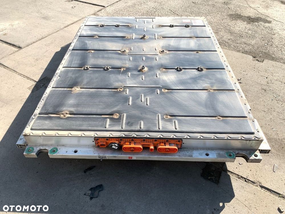 BATERIA HYBRYDA  AUDI Q4 Sportback (F4N) 2021 - 2022 40 e-tron 150 kW [204 KM] elektryczny 2021 - - 2