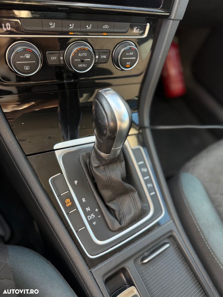VOLKSWAGEN Golf 2019 — imagine 18