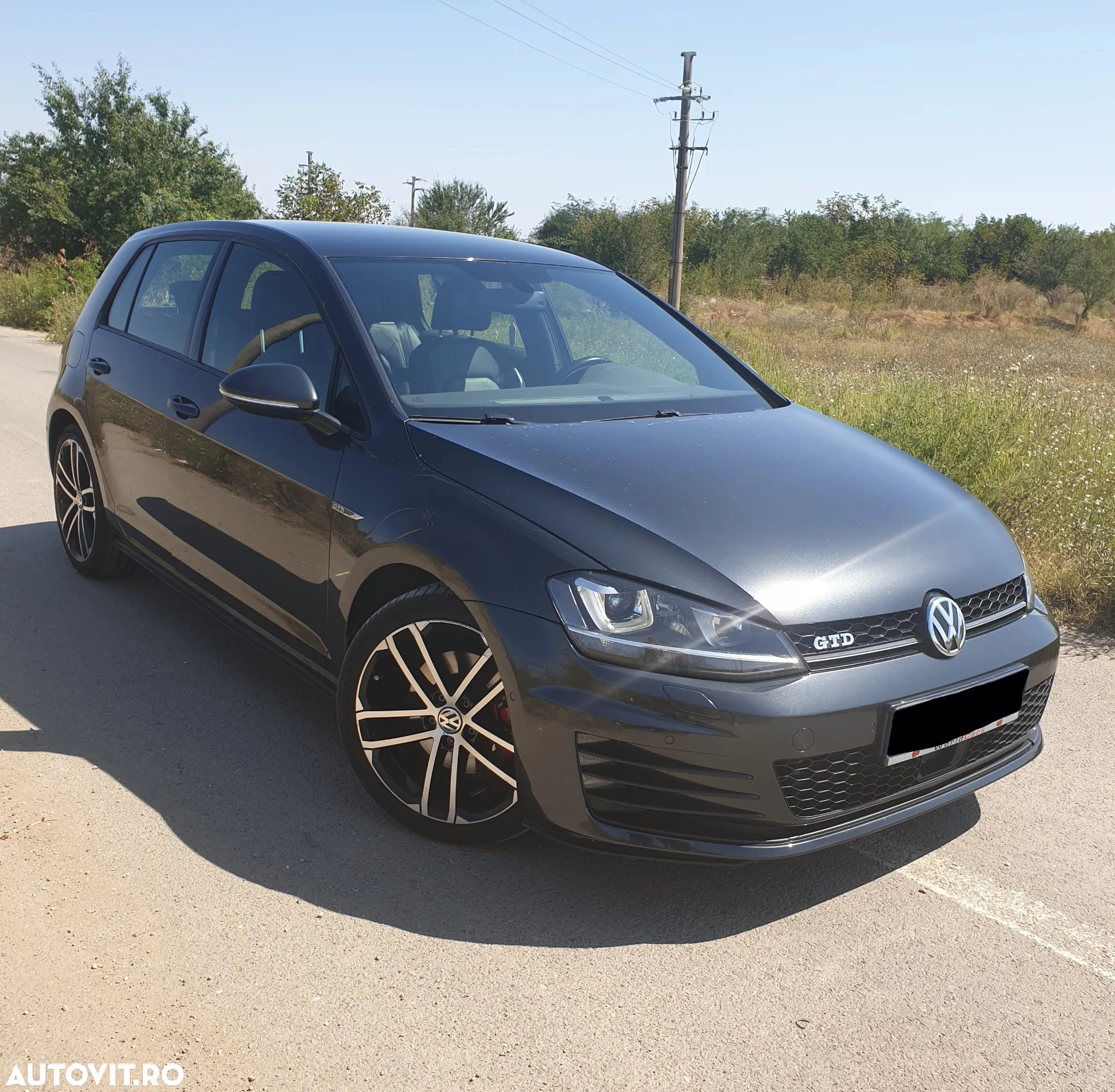 Volkswagen Golf 2.0 TDI DSG GTD - 3