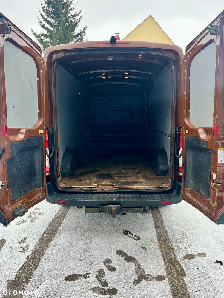 Ford Transit - 27