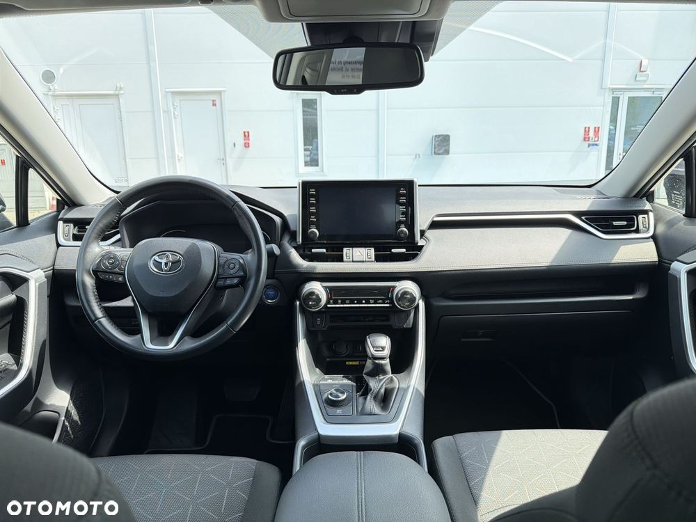 Toyota RAV4 - 11