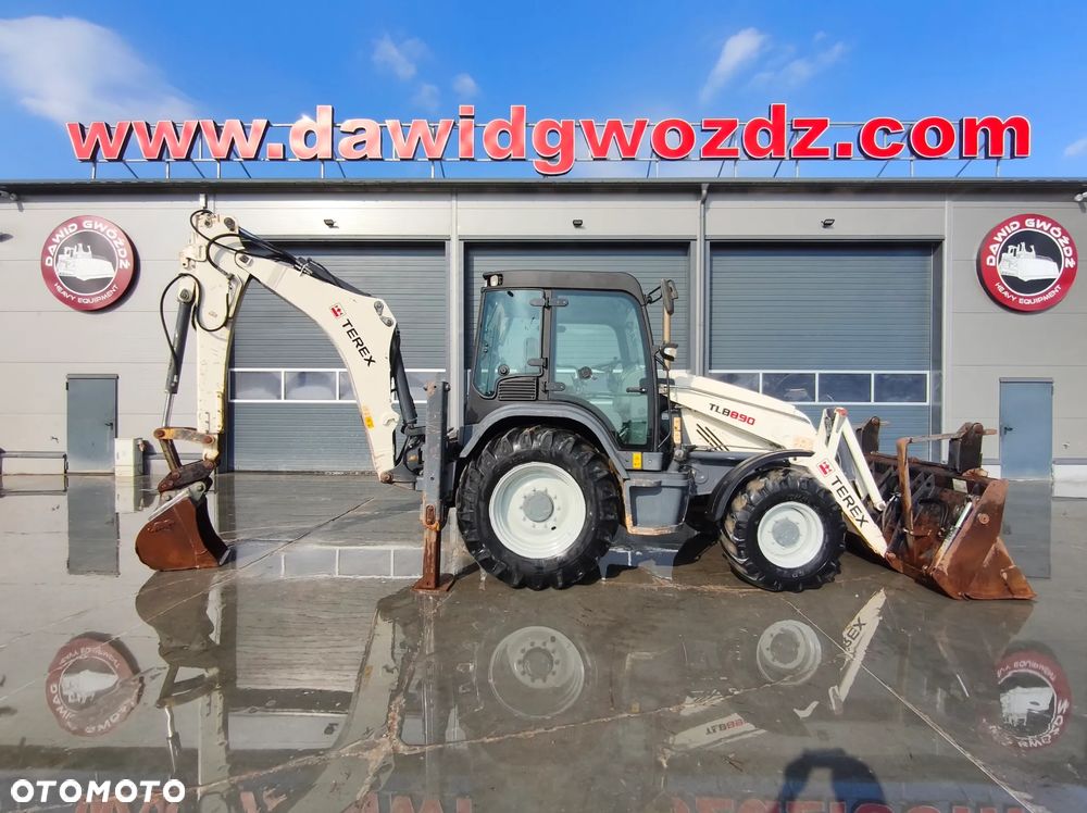 Terex TLB890 - 3