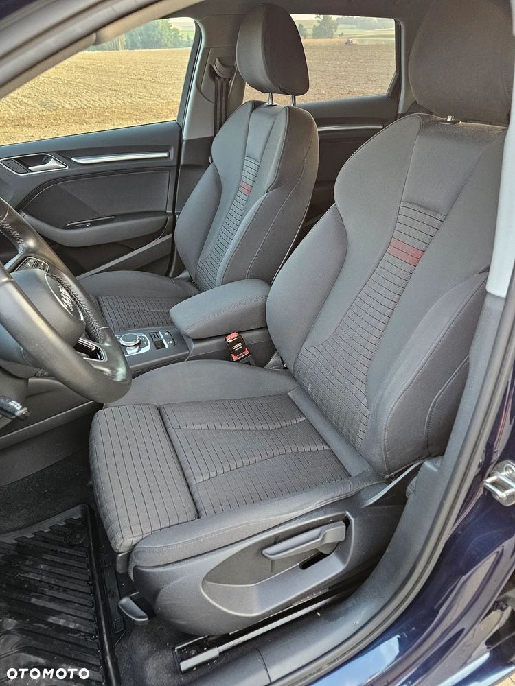 Audi A3 Sportback - 18