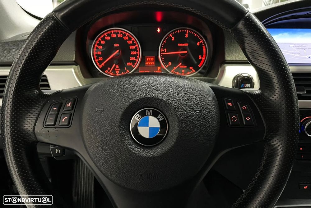 BMW 320 d Coupe Aut. - 42