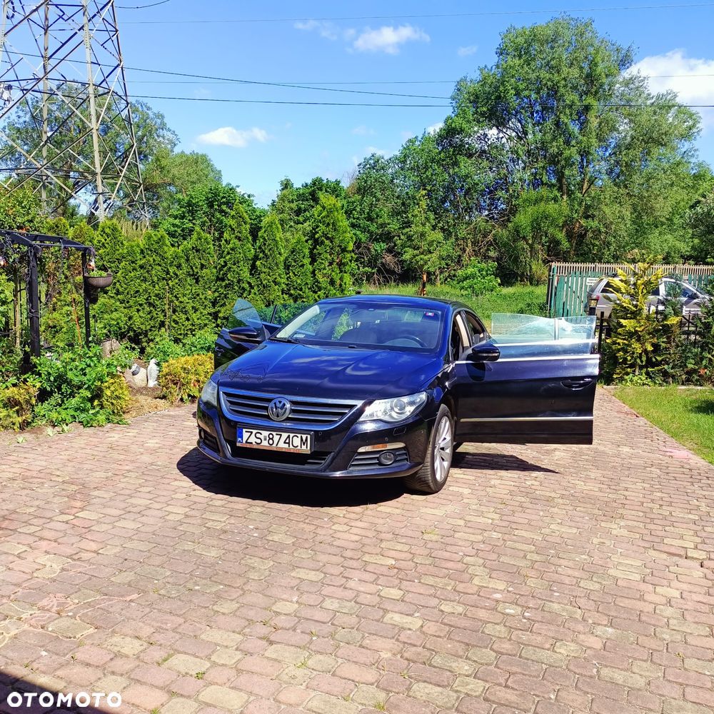 Volkswagen Passat CC - 12