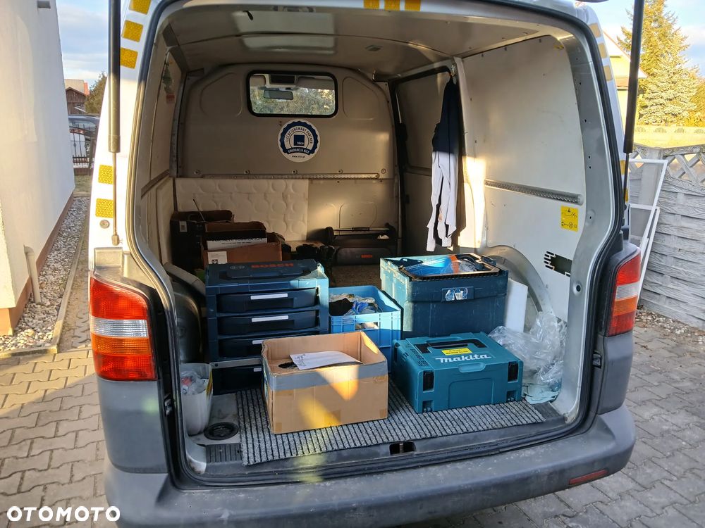 Volkswagen Transporter T5 - 6