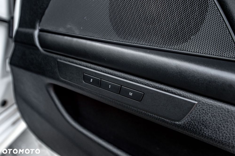 BMW Seria 5 535d xDrive Sport-Aut Modern Line - 22