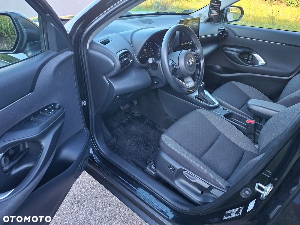 Toyota Yaris Cross Hybrid 1.5 Comfort - 27