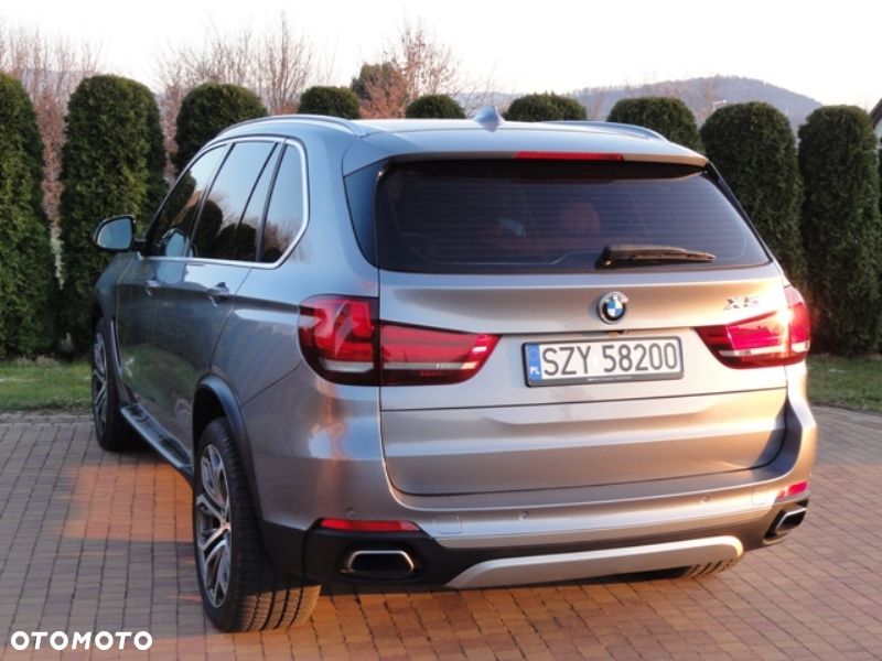 BMW X5 xDrive50i Sport-Aut - 5