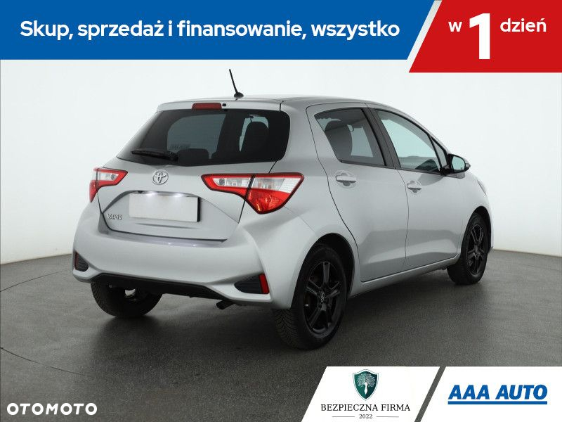 Toyota Yaris - 6