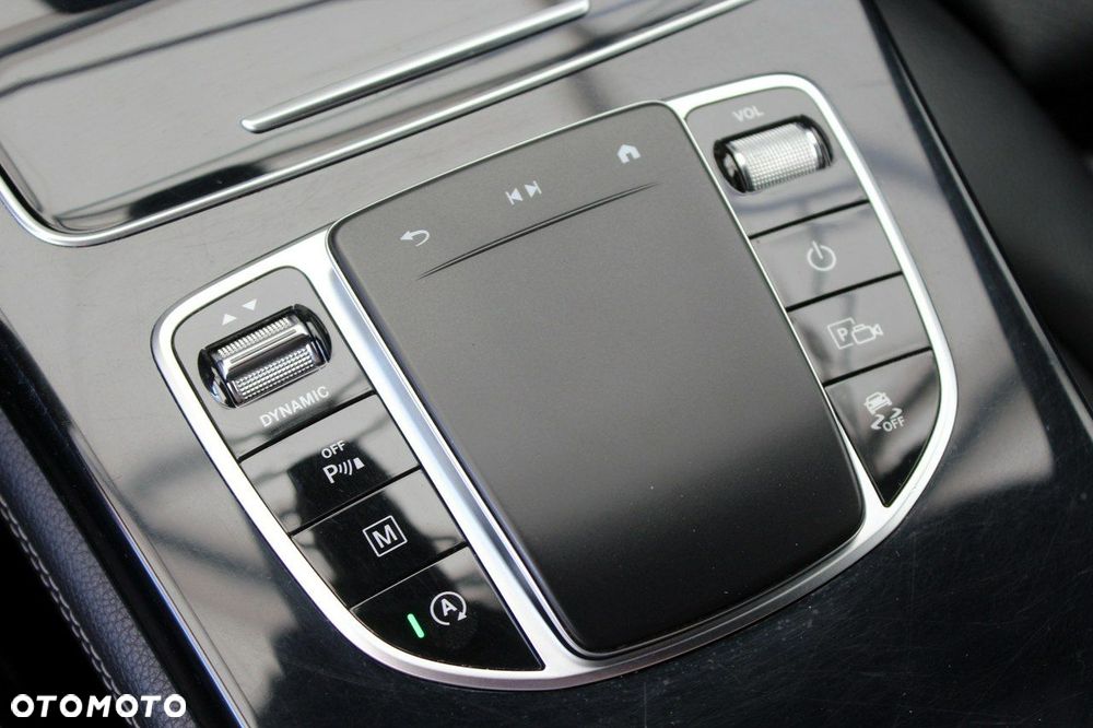 Mercedes-Benz GLC - 18