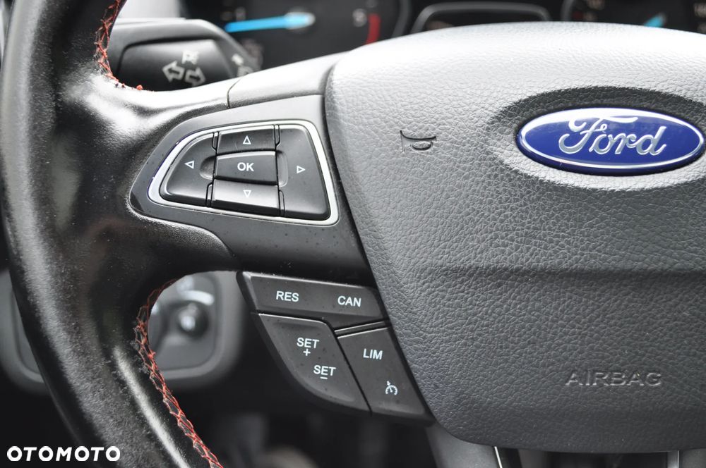 Ford Kuga 2.0 TDCi 4x4 Individual - 26