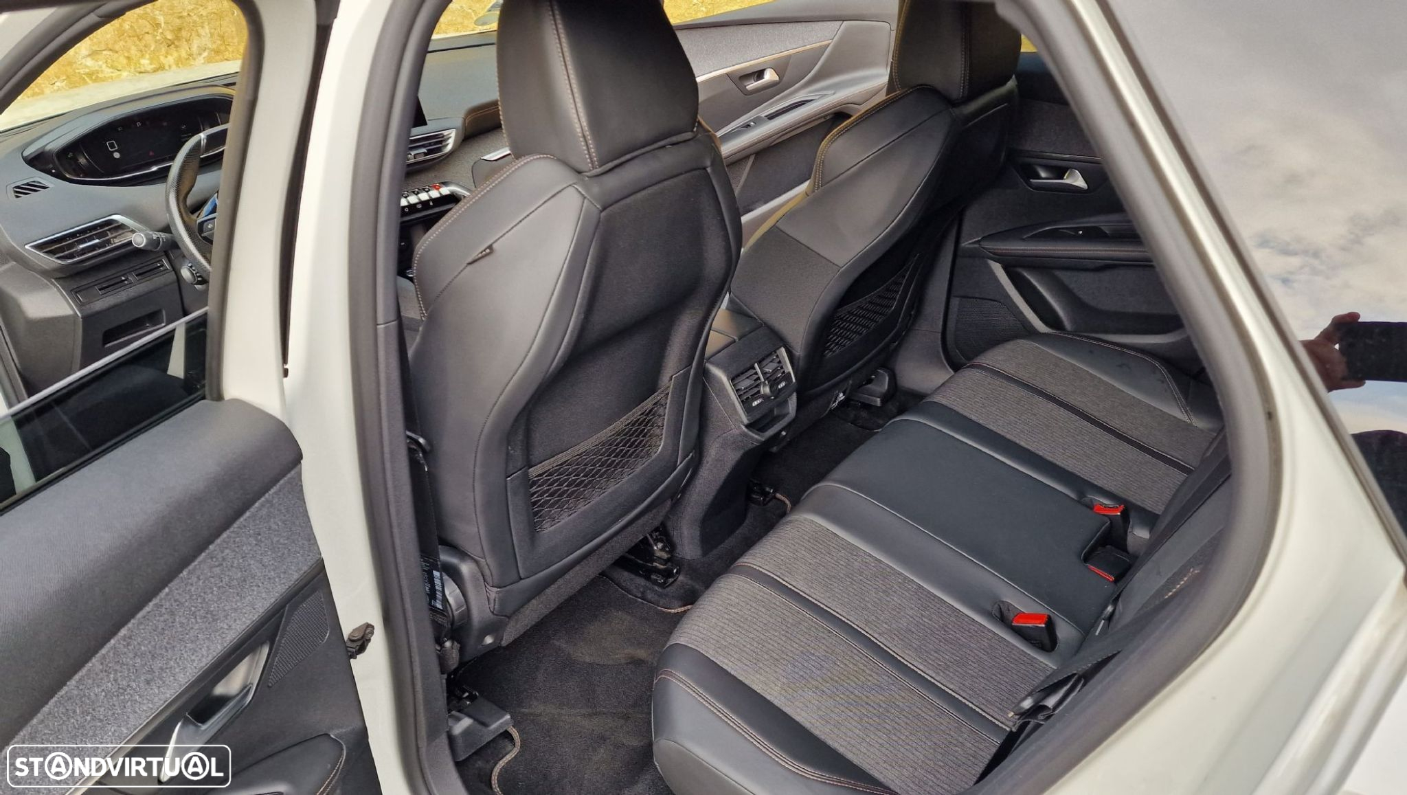 Peugeot 3008 1.6 BlueHDi GT Line EAT6 - 34