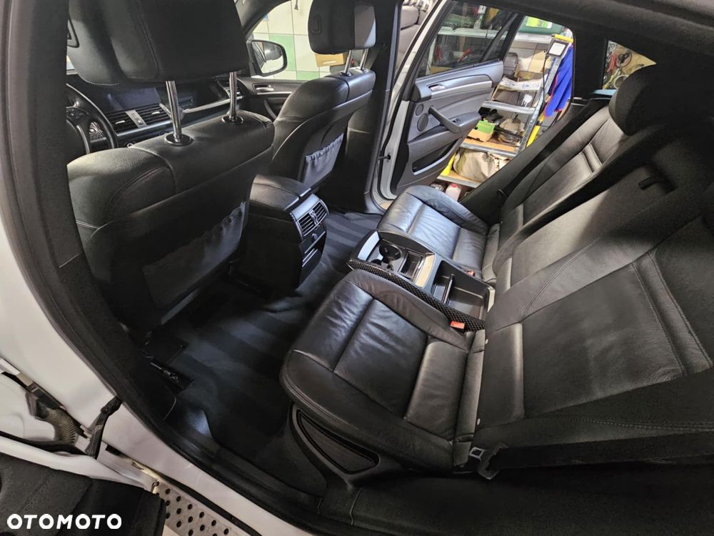 BMW X6 - 4