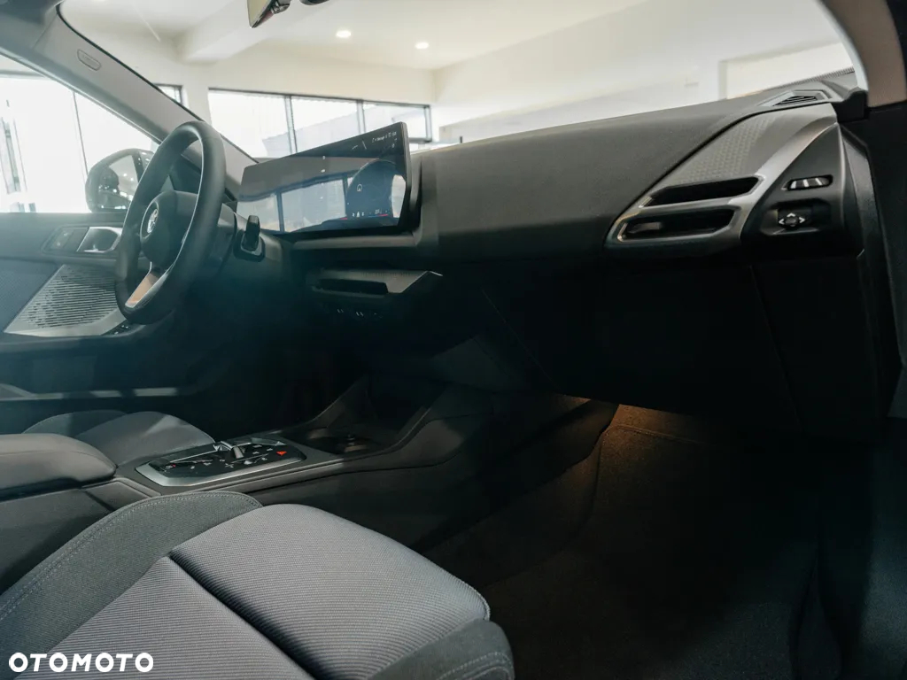 BMW Seria 2 220 Gran Coupe - 9