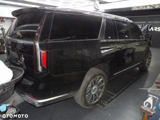 Cadillac Escalade 6.2 V8 ESV Platinum - 2