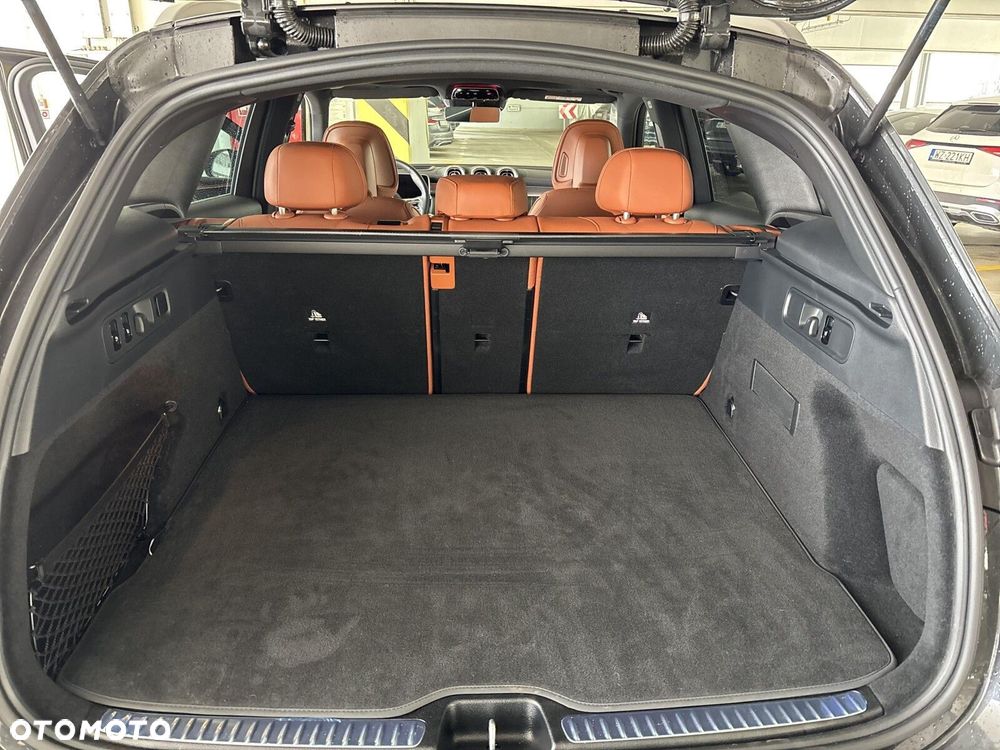 Mercedes-Benz GLC - 26