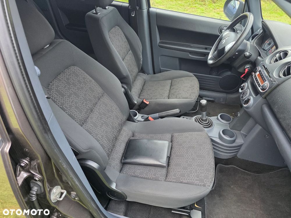 Mitsubishi Colt 1.3 Motion Plus - 12