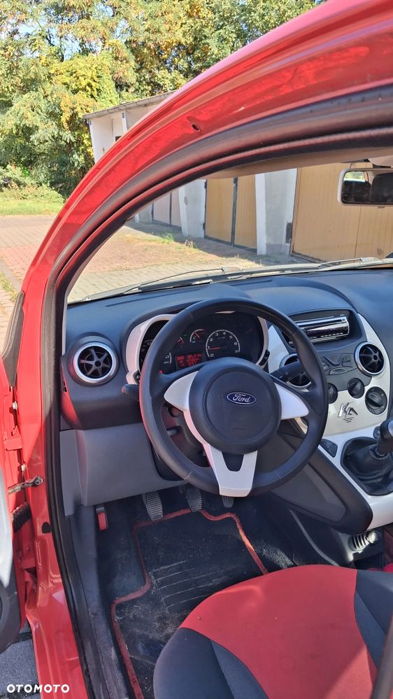 Ford KA - 16
