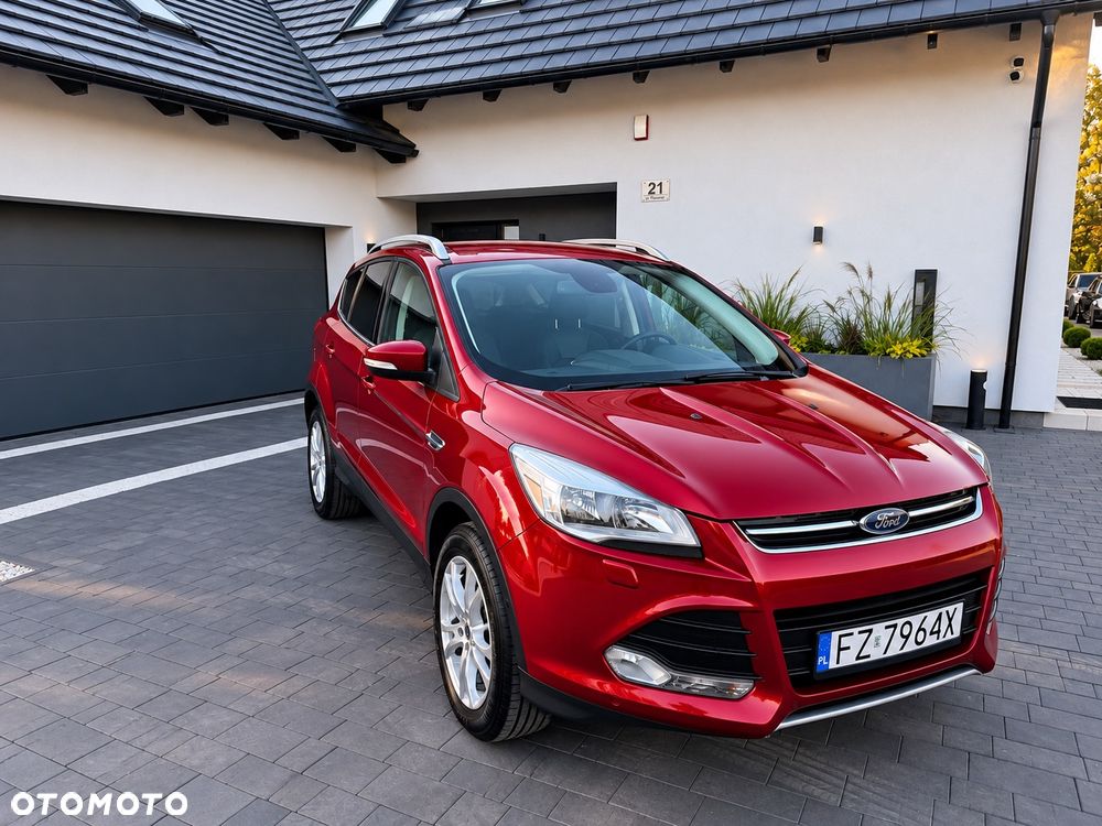 Ford Kuga 2.0 TDCi 2x4 Titanium - 9