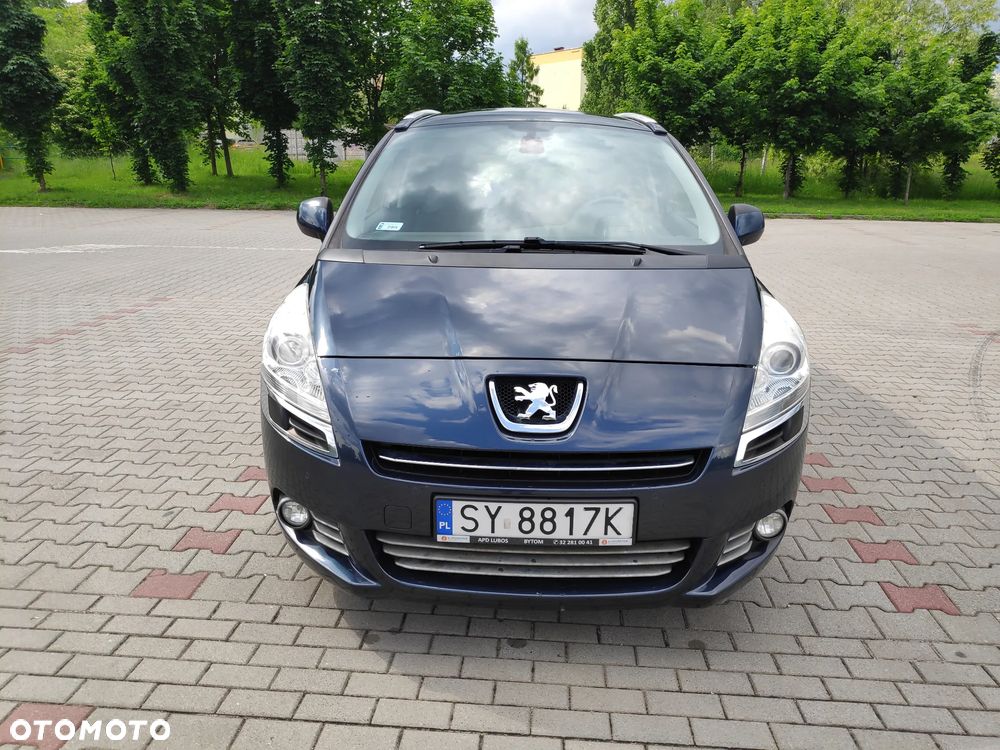 Peugeot 5008 1.6 THP Family - 8