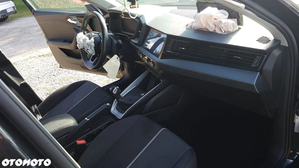 Audi A1 Sportback 30 TFSI S tronic - 12