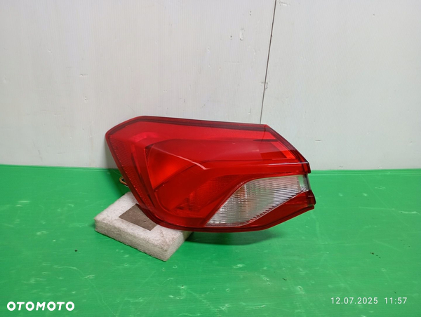 LAMPA LEWA TYLNA FORD FOCUS MK4 JX7B-13405 CALA