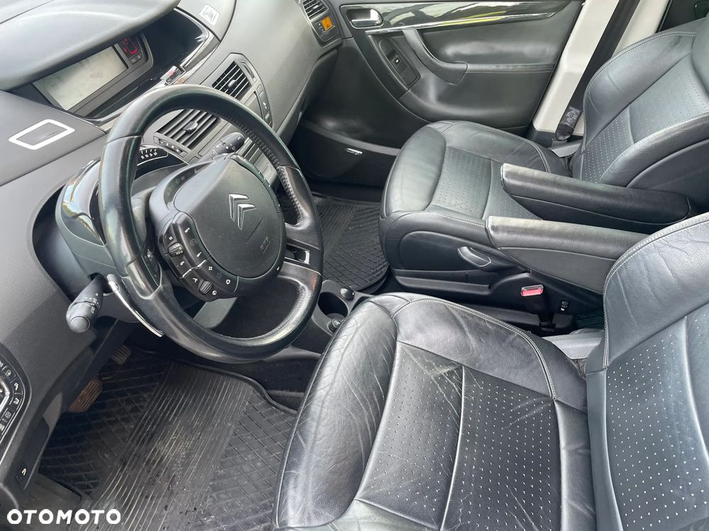 Citroën C4 Picasso 2.0 HDi FAP Exclusive - 14