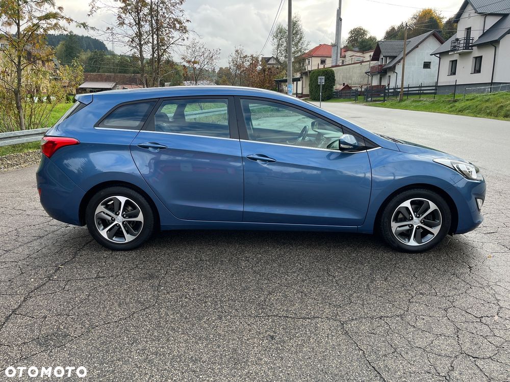 Hyundai i30 1.6 CRDi BlueDrive Premium - 5