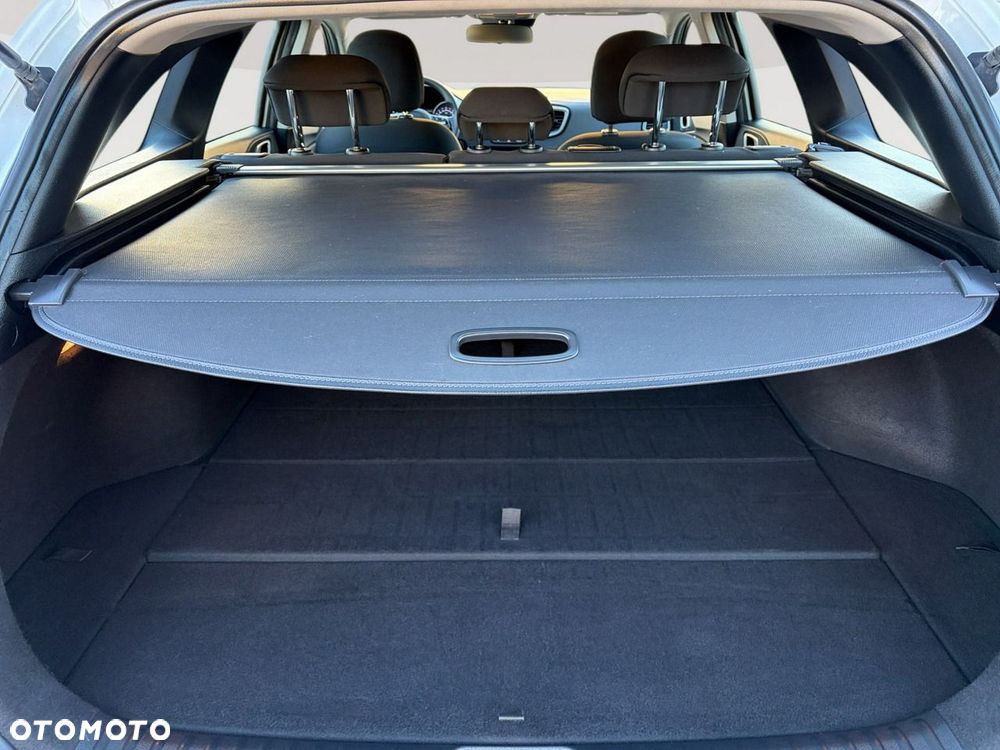 Kia Ceed - 21