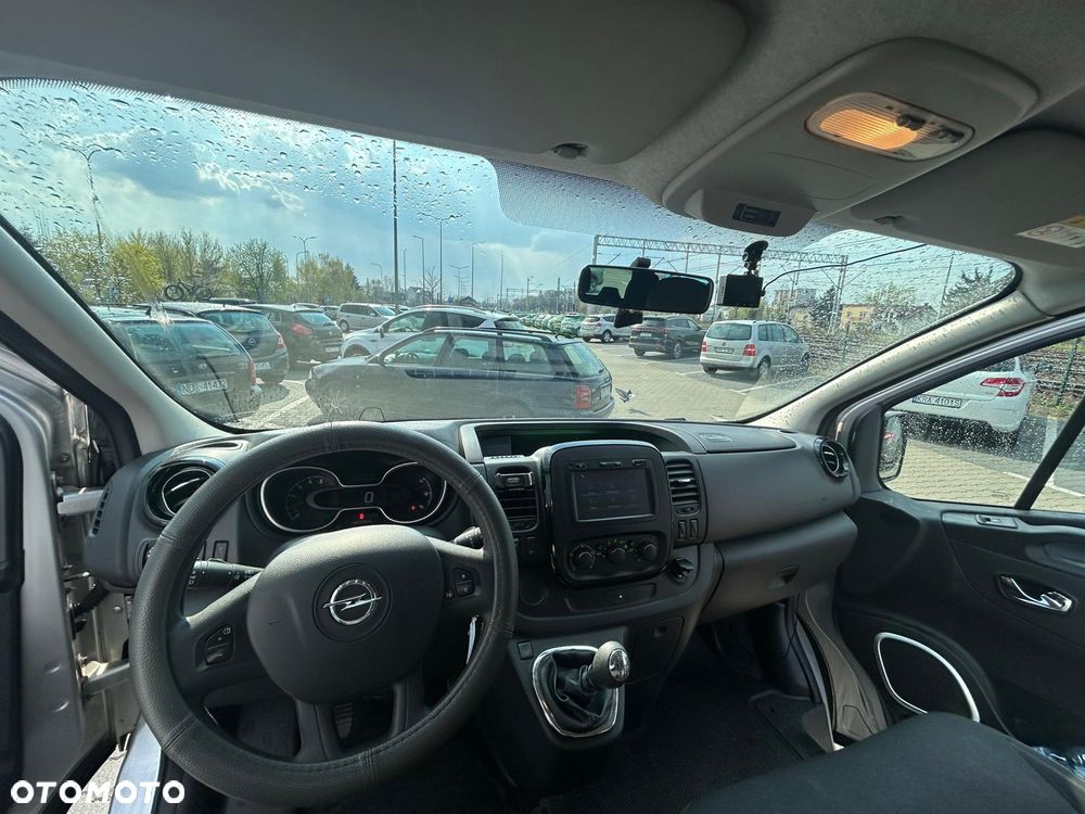 Opel Vivaro L2H1 2,9t Edition - 4