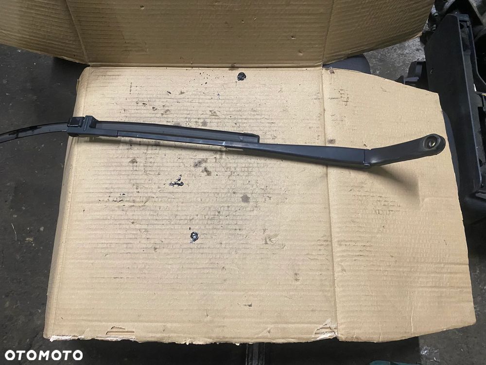 RAMIONA WYCIERACZEK RAMIĘ PRAWE LEWE VOLKSWAGEN TOURAN 2K1955409 2K1955410 - 1