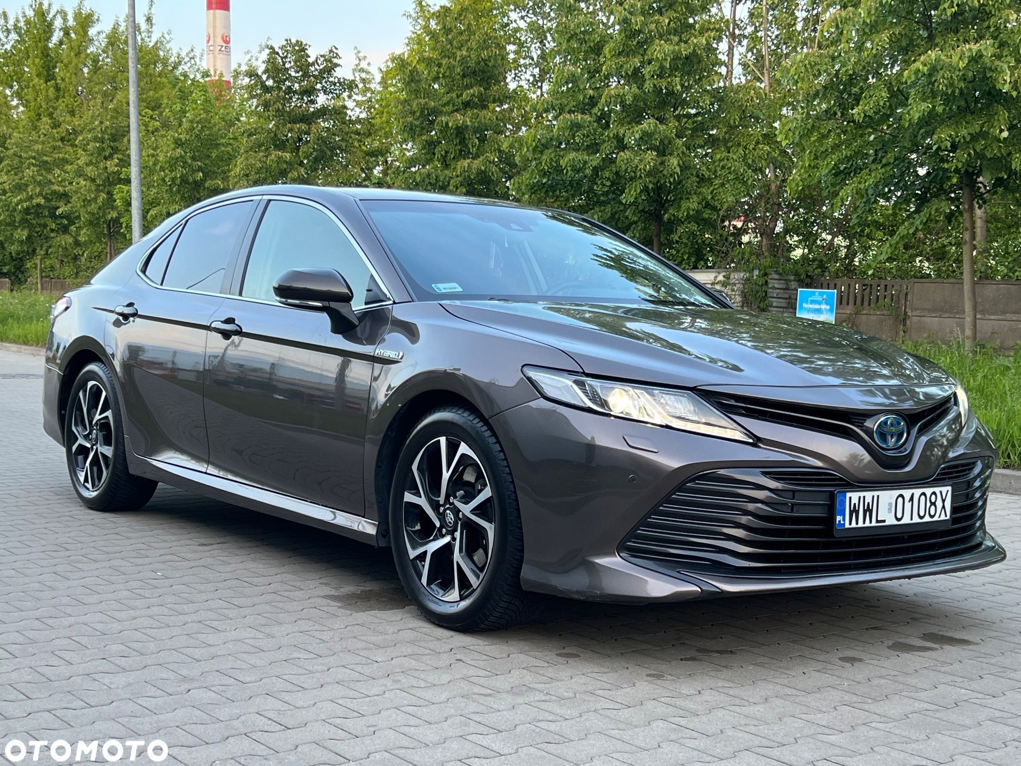 Toyota Camry 2.5 Hybrid Comfort CVT - 1