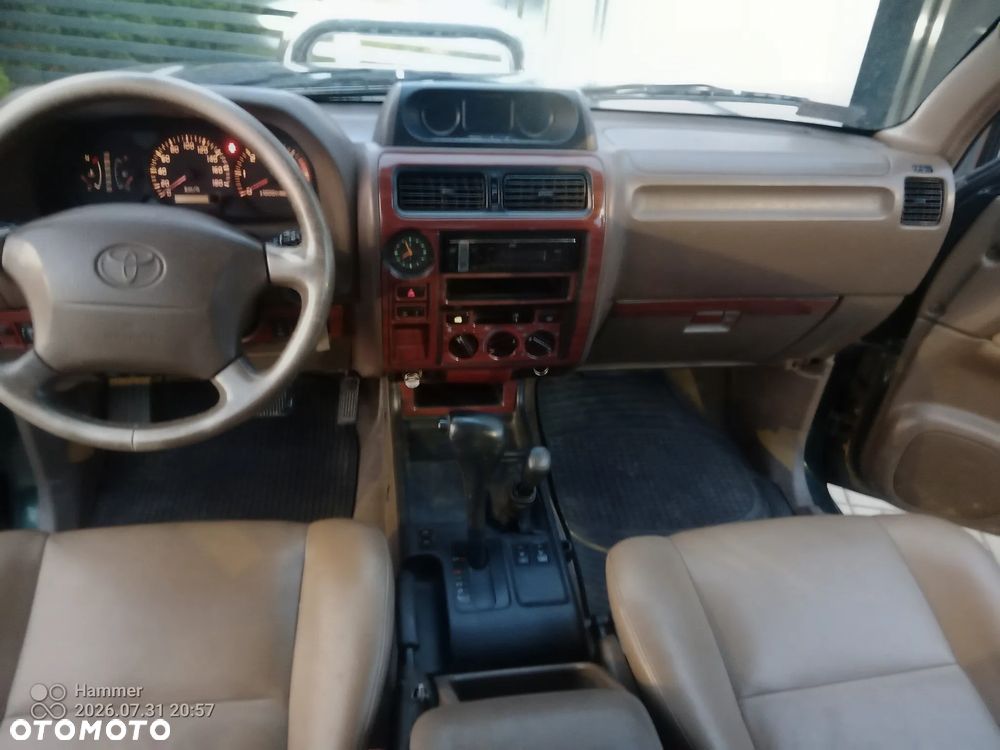 Toyota Land Cruiser - 9