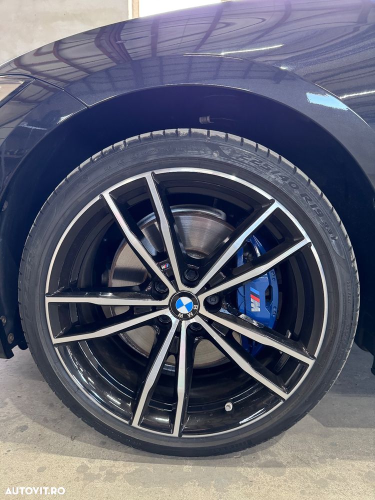 BMW Seria 3 330e Aut. M Sport - 21