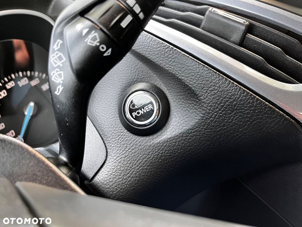 Ford Focus SW 1.0 EcoBoost S&S Titanium - 32